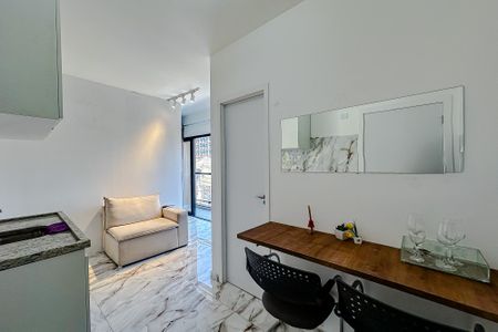 Apartamento à venda com 28m², 1 quarto e sem vagaSala/Cozinha