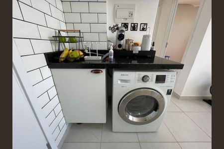 Apartamento à venda com 33m², 2 quartos e sem vaga Apartamento à venda com 33m², 2 quartos e sem vagaÁrea de Serviço