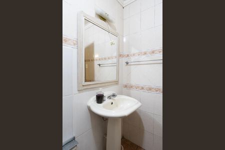 Casa à venda com 308m², 5 quartos e 5 vagasBanheiro 2