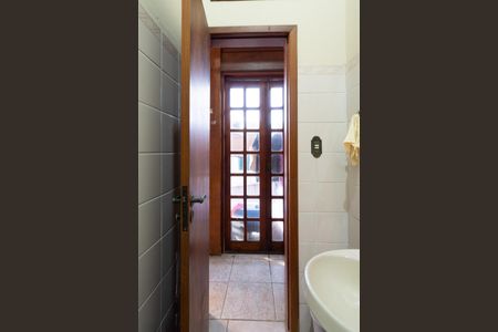 Casa à venda com 308m², 5 quartos e 5 vagasBanheiro 1