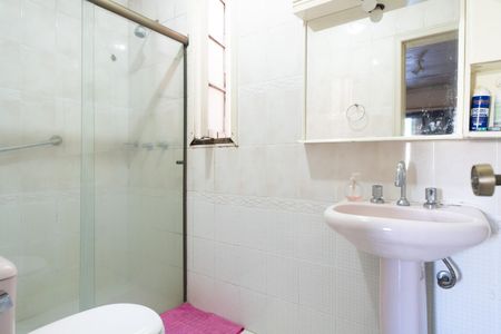 Casa à venda com 308m², 5 quartos e 5 vagasBanheiro 3