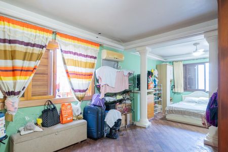 Casa à venda com 308m², 5 quartos e 5 vagasQuarto 1