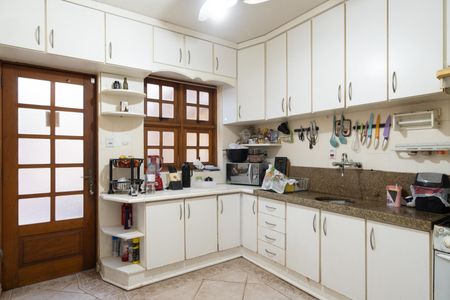 Casa à venda com 308m², 5 quartos e 5 vagasCozinha