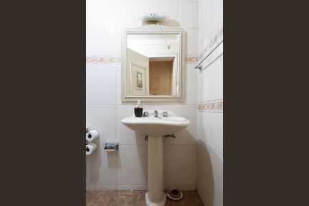 Casa à venda com 308m², 5 quartos e 5 vagasBanheiro 2