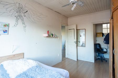 Casa à venda com 308m², 5 quartos e 5 vagasQuarto 2