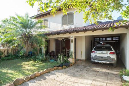 Casa à venda com 308m², 5 quartos e 5 vagasFachada