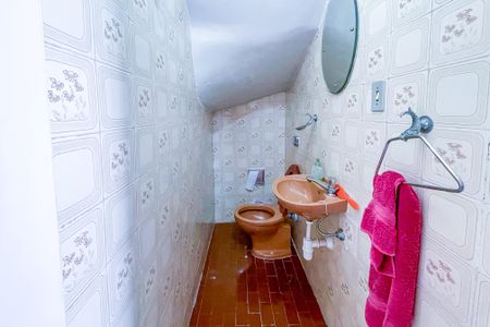 Casa à venda com 175m², 3 quartos e 2 vagas Casa à venda com 175m², 3 quartos e 2 vagasLavabo