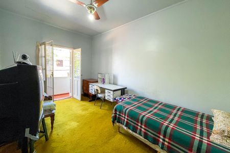 Casa à venda com 175m², 3 quartos e 2 vagas Casa à venda com 175m², 3 quartos e 2 vagasQuarto 1