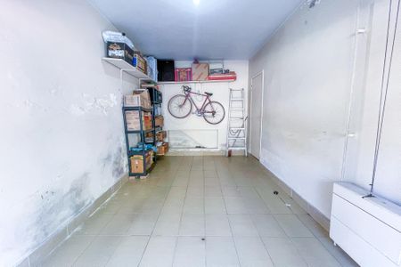 Casa à venda com 175m², 3 quartos e 2 vagas Casa à venda com 175m², 3 quartos e 2 vagasGaragem