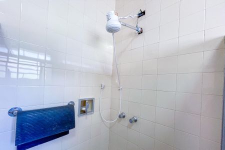 Casa à venda com 175m², 3 quartos e 2 vagas Casa à venda com 175m², 3 quartos e 2 vagasBanheiro