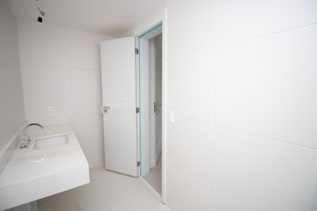 Apartamento à venda com 187m², 3 quartos e 4 vagasBanheiro da Suíte 3