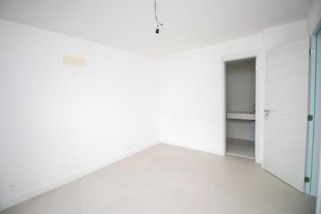 Apartamento à venda com 187m², 3 quartos e 4 vagasSuíte 3