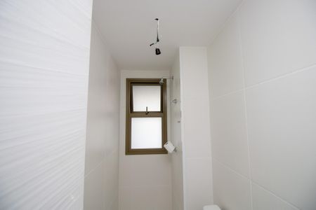 Apartamento à venda com 187m², 3 quartos e 4 vagasBanheiro de serviço