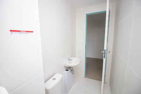 Apartamento à venda com 187m², 3 quartos e 4 vagasBanheiro de serviço