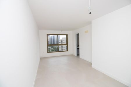 Apartamento à venda com 187m², 3 quartos e 4 vagasSuíte 2