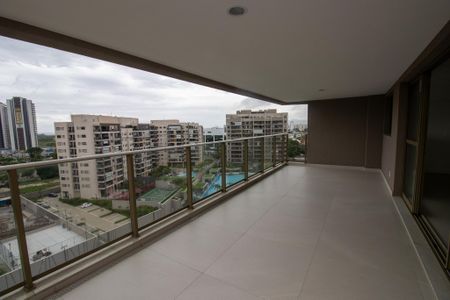 Apartamento à venda com 187m², 3 quartos e 4 vagasVaranda da Sala