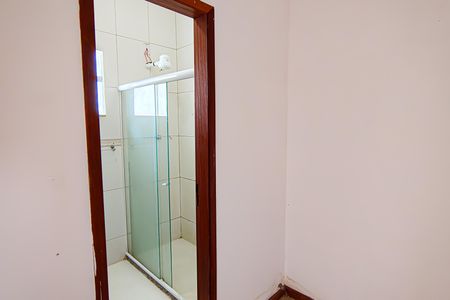 Casa de condomínio à venda com 350m², 4 quartos e 2 vagassuíte