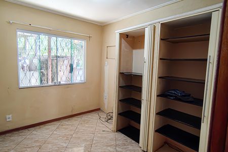 Casa de condomínio à venda com 350m², 4 quartos e 2 vagasQuarto 4