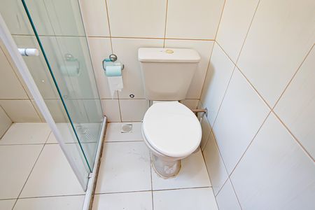 Casa de condomínio à venda com 350m², 4 quartos e 2 vagas banheiro suíte 2