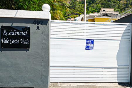 Casa de condomínio à venda com 350m², 4 quartos e 2 vagasplaquinha