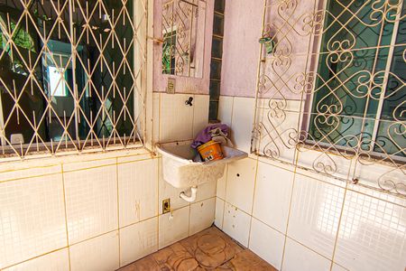 Casa de condomínio à venda com 350m², 4 quartos e 2 vagasarea de serviço