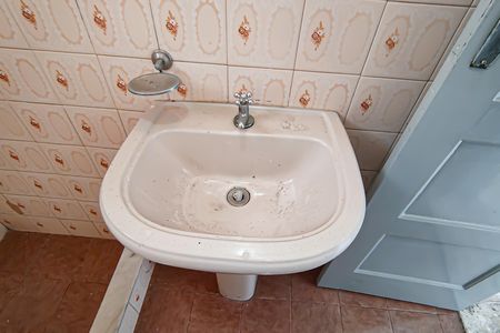 Casa à venda com 100m², 3 quartos e 1 vaga Casa à venda com 100m², 3 quartos e 1 vagaBanheiro social 1