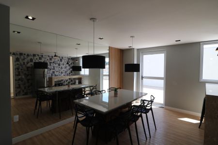 Apartamento para alugar com 31m², 2 quartos e sem vagaÁrea comum - Salão de festas