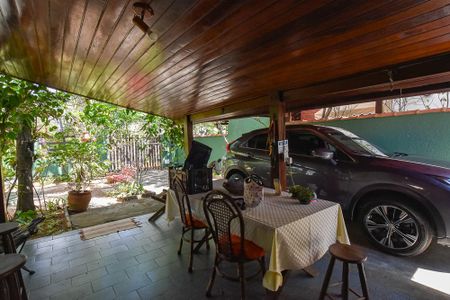 Casa para alugar com 400m², 3 quartos e 3 vagas Casa para alugar com 400m², 3 quartos e 3 vagasGaragem