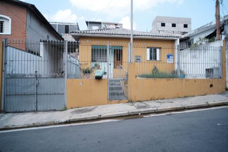 Casa à venda com 60m², 2 quartos e 6 vagasFachada