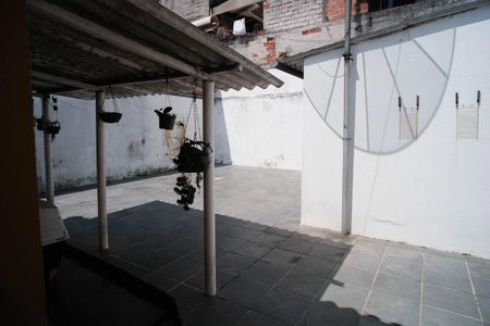 Casa à venda com 60m², 2 quartos e 6 vagasÁrea comum