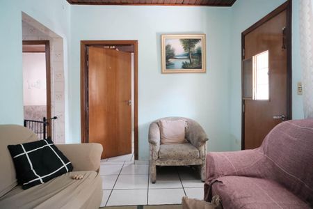 Casa à venda com 60m², 2 quartos e 6 vagasSala