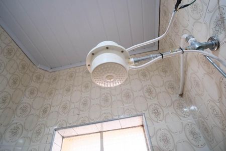 Casa à venda com 60m², 2 quartos e 6 vagasBanheiro