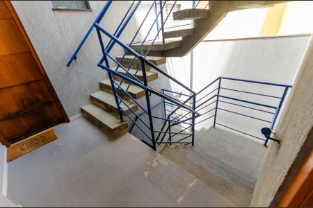 Apartamento para alugar com 55m², 2 quartos e 1 vagaEscada externa