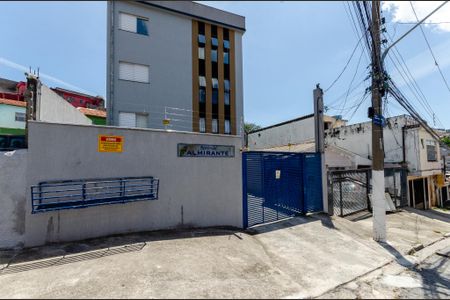 Apartamento para alugar com 55m², 2 quartos e 1 vagaFachada