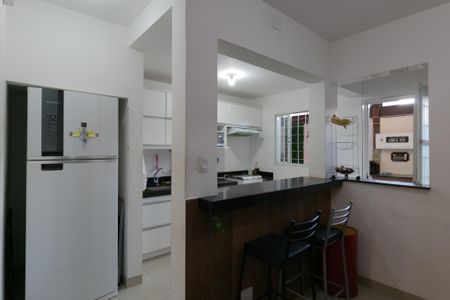 Casa de condomínio à venda com 190m², 2 quartos e 1 vaga Casa de condomínio à venda com 190m², 2 quartos e 1 vagaCozinha