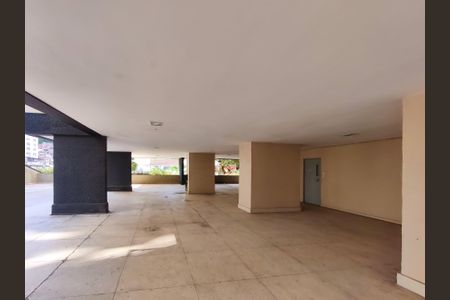 Apartamento à venda com 74m², 2 quartos e 1 vaga Apartamento à venda com 74m², 2 quartos e 1 vagaÁrea comum - Playground