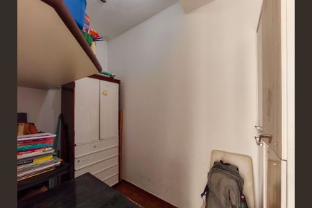 Apartamento à venda com 74m², 2 quartos e 1 vaga Apartamento à venda com 74m², 2 quartos e 1 vagaQuarto de Serviço