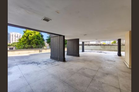 Apartamento à venda com 74m², 2 quartos e 1 vaga Apartamento à venda com 74m², 2 quartos e 1 vagaÁrea comum - Playground