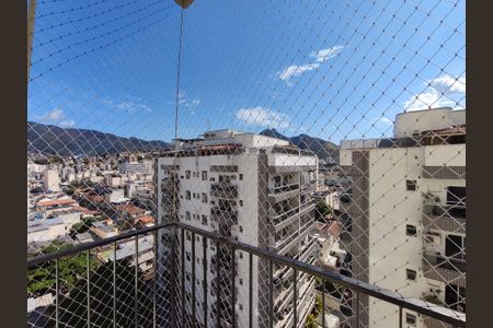 Apartamento à venda com 74m², 2 quartos e 1 vaga Apartamento à venda com 74m², 2 quartos e 1 vagaVaranda da Sala