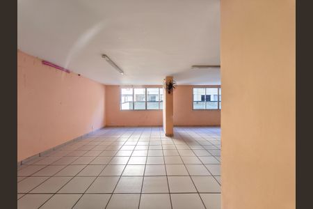 Apartamento à venda com 74m², 2 quartos e 1 vaga Apartamento à venda com 74m², 2 quartos e 1 vagaÁrea comum - Salão de festas