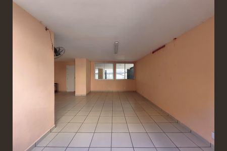 Apartamento à venda com 74m², 2 quartos e 1 vaga Apartamento à venda com 74m², 2 quartos e 1 vagaÁrea comum - Salão de festas