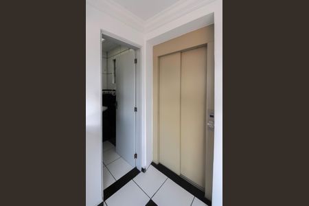 Casa à venda com 231m², 3 quartos e 3 vagasSala 3 - elevador