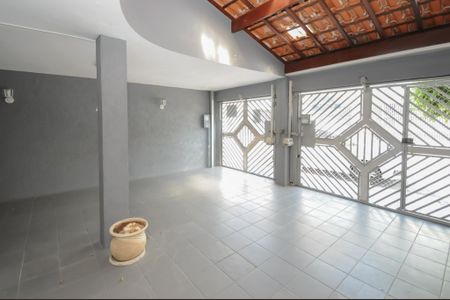 Casa à venda com 231m², 3 quartos e 3 vagasGaragem
