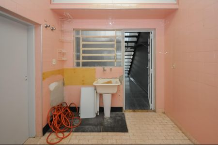 Casa à venda com 231m², 3 quartos e 3 vagasÁrea de Serviço