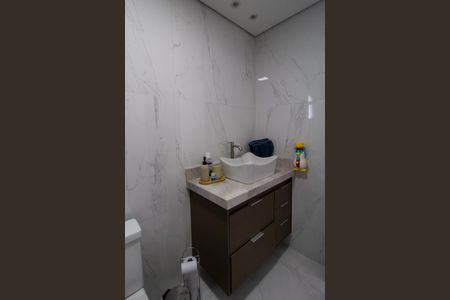 Casa de condomínio para alugar com 90m², 3 quartos e 2 vagasBanheiro da Suíte