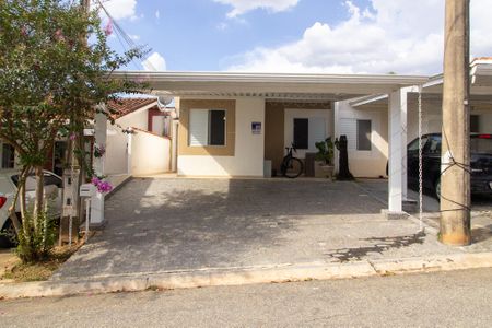 Casa de condomínio para alugar com 90m², 3 quartos e 2 vagasFachada Casa