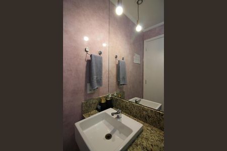 Apartamento à venda com 73m², 2 quartos e 2 vagasBanheiro Social
