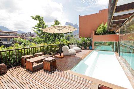 Apartamento à venda com 381m², 3 quartos e 3 vagasÁrea comum