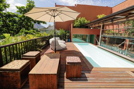 Apartamento à venda com 381m², 3 quartos e 3 vagasÁrea comum