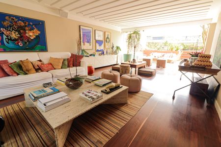 Apartamento à venda com 381m², 3 quartos e 3 vagasSala